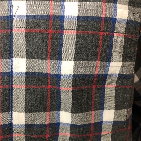 J Crew Men’s Button Down Shirt - Picture 3 of 3